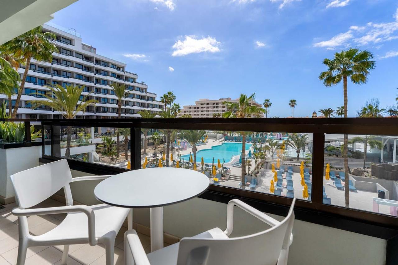 Triple Room with Pool View